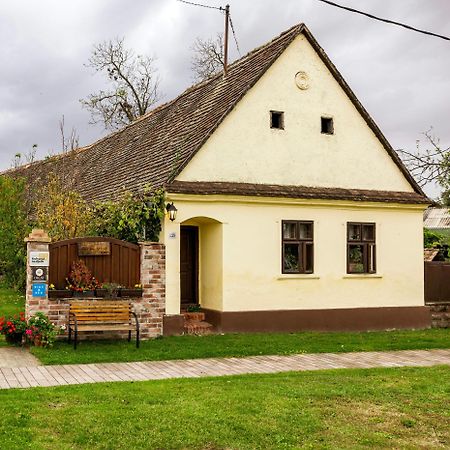 Bed and Breakfast Snasini Kucari Gradiste Экстерьер фото