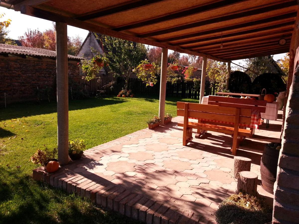 Bed and Breakfast Snasini Kucari Gradiste Экстерьер фото